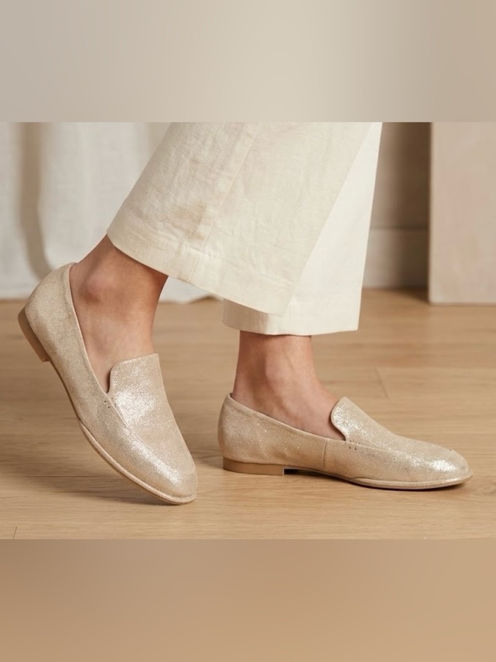 Antonio Melani NWOT Women Size 7.5 Glen Gold Metallic Shimmer Suede Loafer Flats